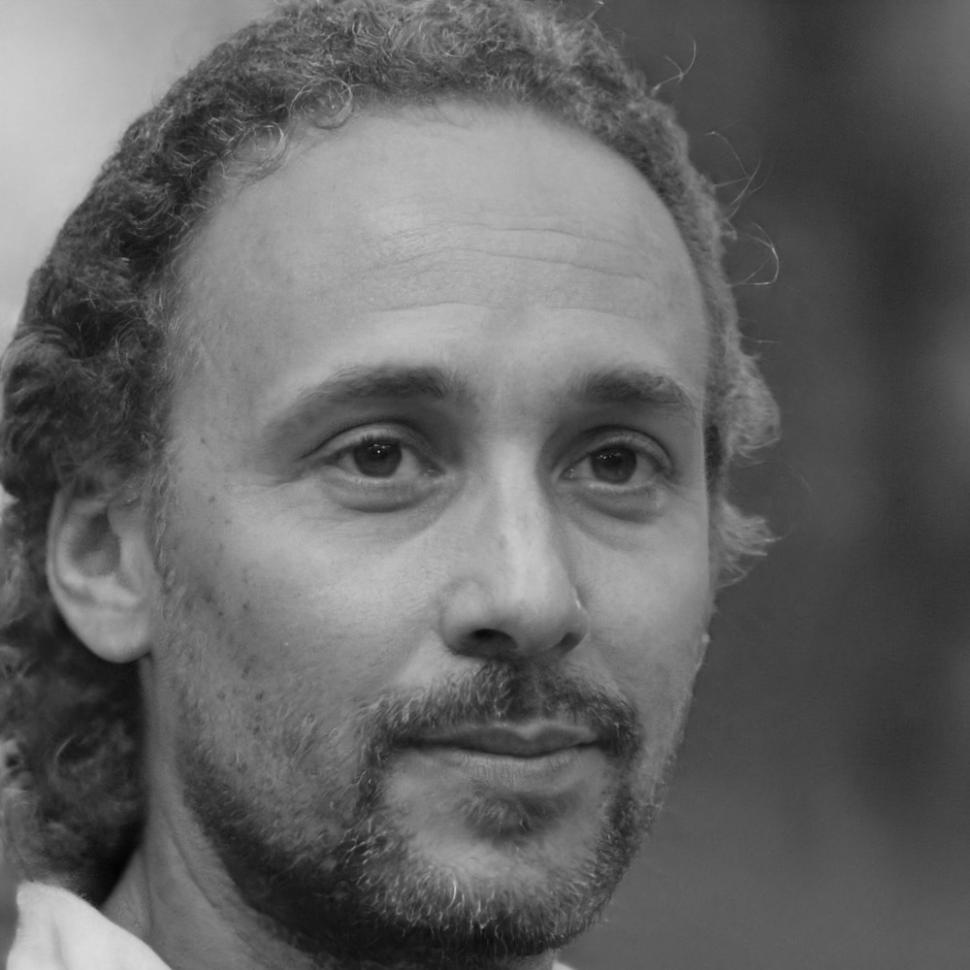 Portrait de Julien Moreau, formateur spécialisé en budgétisation